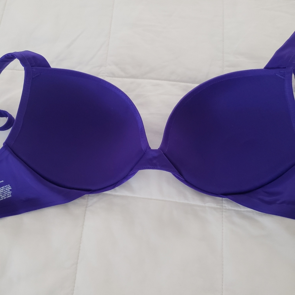 NWOT Victoria's Secret Very Sexy Plunge Pushup 34C - Picture 3 of 5